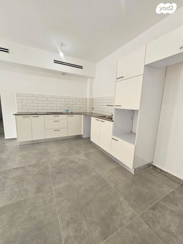 דירה, קרית ויצמן, רעננה