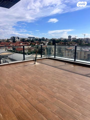 גג/ פנטהאוז, שמעון ויזנטל 26, הרצליה הירוקה, נווה עובד, הרצליה