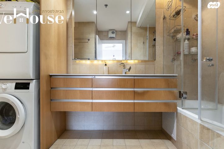 דירה, דרך זאב ז'בוטינסקי 7, בורסה, רמת גן