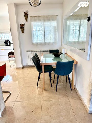 דירה, שמואל תמיר כצנלסון, פסגת זאב, ירושלים