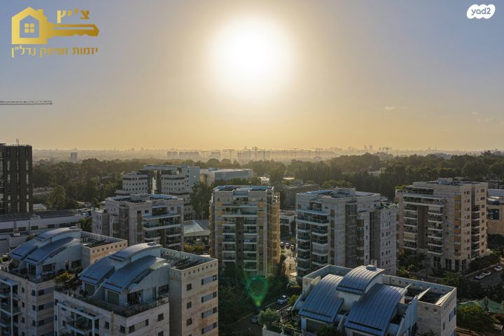 דירה, עבר הירדן, קרית אונו