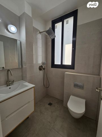 דירה, קרית ויצמן, רעננה