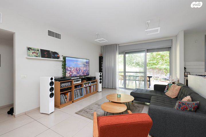 דירת גן, כפר סבא הירוקה, כפר סבא