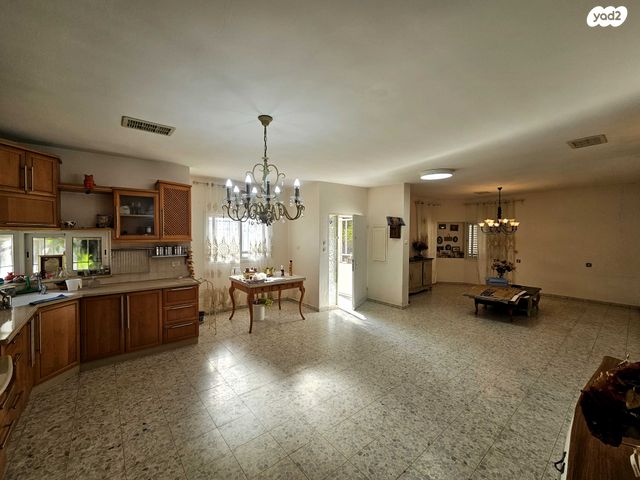 בית פרטי/ קוטג', הכותל, קרית מנחם בגין, נתיבות