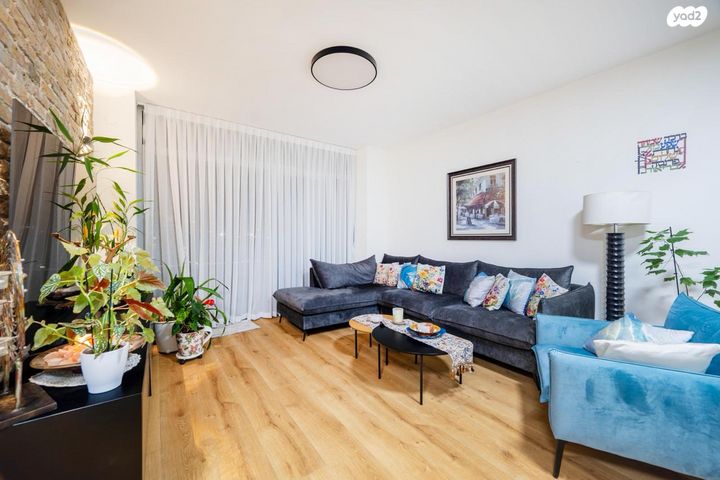 דירה, דגניה 12, נווה עוז, פתח תקווה