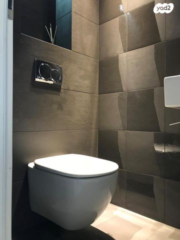 דירה, ישראל גלילי, קרית הלאום, ראשון לציון