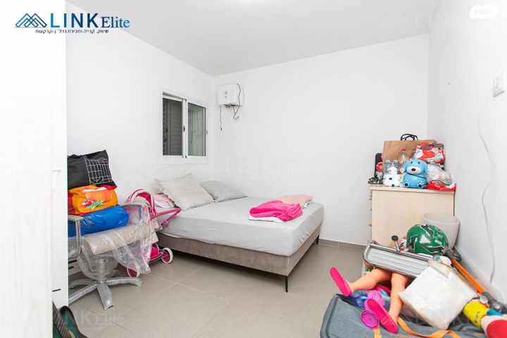 דירת גן, האגמית 6, החותרים, טירת כרמל