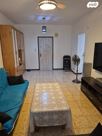 דירה, שדרות בר אילן 31, דרום מערב ותיק, בת ים