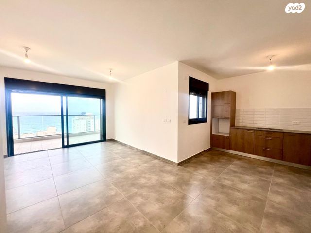 דירה, הרב הרצוג, צפון מערב מרכז העיר, נתניה