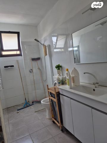 דירה, דב ממזריץ' 18, תל אביב יפו