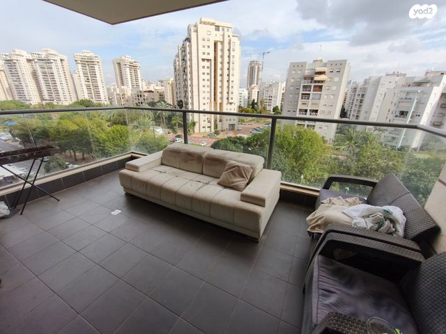 דירה, מאיר דנקנר, פתח תקווה