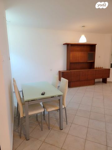 דירה, פיארברג 41, נווה זאב, נאות אילן, באר שבע