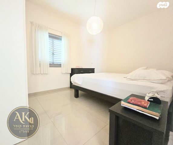 גג/ פנטהאוז, יהודה רגוניס, ראשון לציון