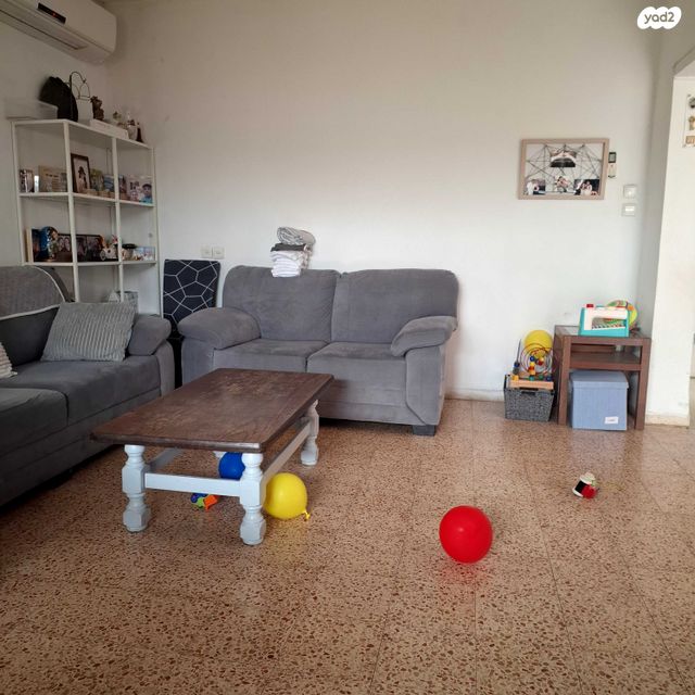 בית פרטי/ קוטג', כצנלסון 29, מרכז מזרחי, נס ציונה