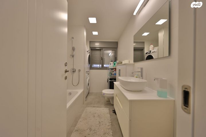 דירה, א.ד. גורדון, מוצקין הותיקה, קרית מוצקין