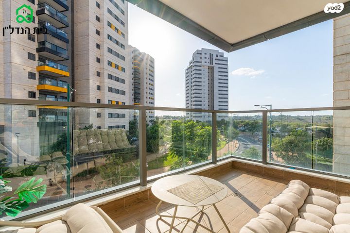 דירה, הר שלמה, היובל, אור עקיבא