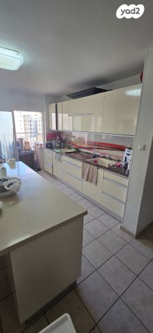 דירה, העצמאות 85, קרית גיורא, אור יהודה