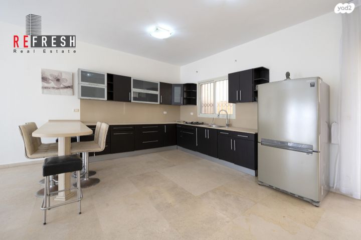 בית פרטי/ קוטג', הידידות 21, נתניה