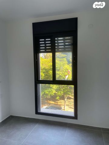 דירה, מרדכי אנילביץ', קרית ויצמן, רעננה