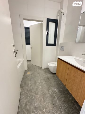 דירה, כרמי הנדיב, אחוזת רוטנר, קרית מלאכי