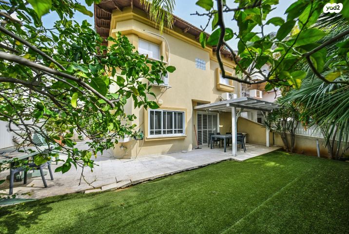 בית פרטי/ קוטג', הפרח, שיכוני המזרח, ראשון לציון