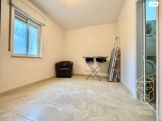 דירה, ישי, גבעת חנניה, אבו תור, ירושלים