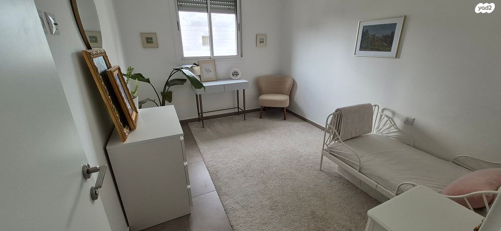 דירה, אליהו הנביא 15, ראש העין