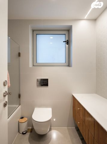 דירה, תאשור, קרית השרון, נתניה