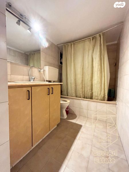 דירה, ישי, גבעת חנניה, אבו תור, ירושלים