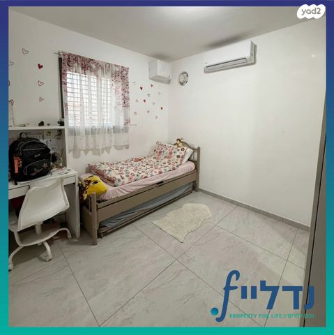 דירה, רב עולא 12, דובב מישרים / רמת בית שמש ד-1, בית שמש