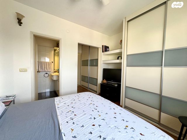 דירה, הרב גורן, הרצליה