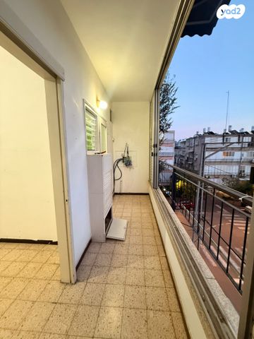 דירה, אליהו קראוזה, רסקו א', חולון