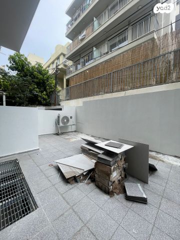 דירת גן, הרב יצחק ידידיה פרנקל, תל אביב יפו