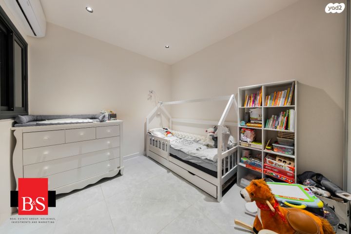 דירה, הרטום, קרית השרון, נתניה