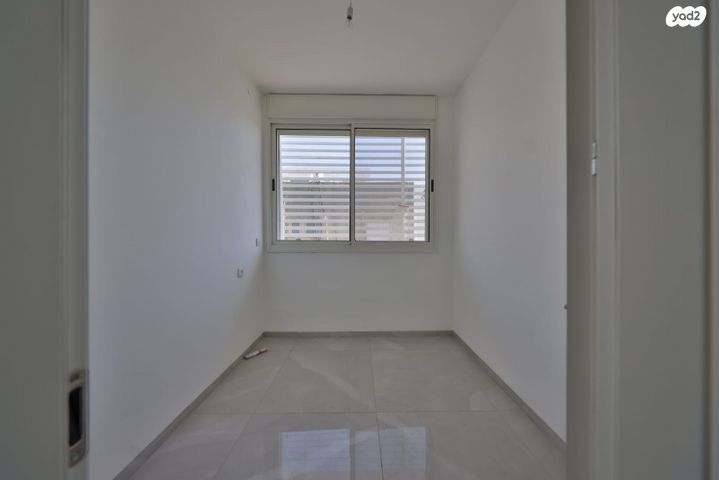 דירה, א.ד. גורדון, מוצקין הותיקה, קרית מוצקין