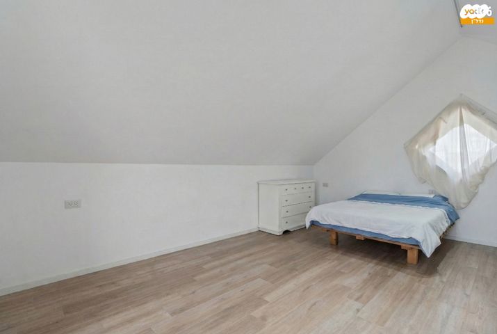 דו משפחתי, קרית גנים, ראשון לציון