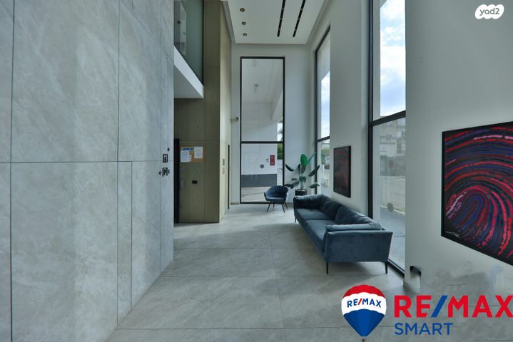 גג/ פנטהאוז, העצמאות, מרכז העיר, קרית אתא