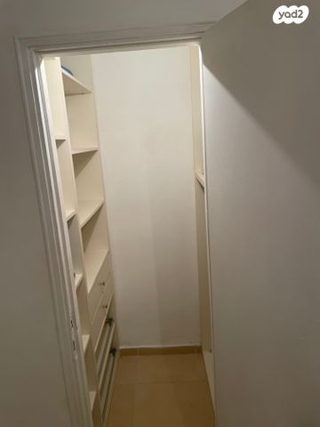 דירה, הטייסים 1, תל גיבורים, חולון