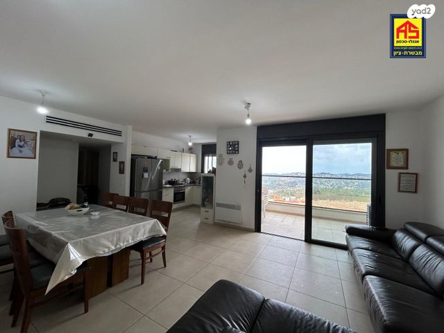 דירה, המגרסה, מבשרת ציון