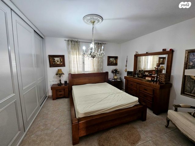 בית פרטי/ קוטג', הכותל, קרית מנחם בגין, נתיבות