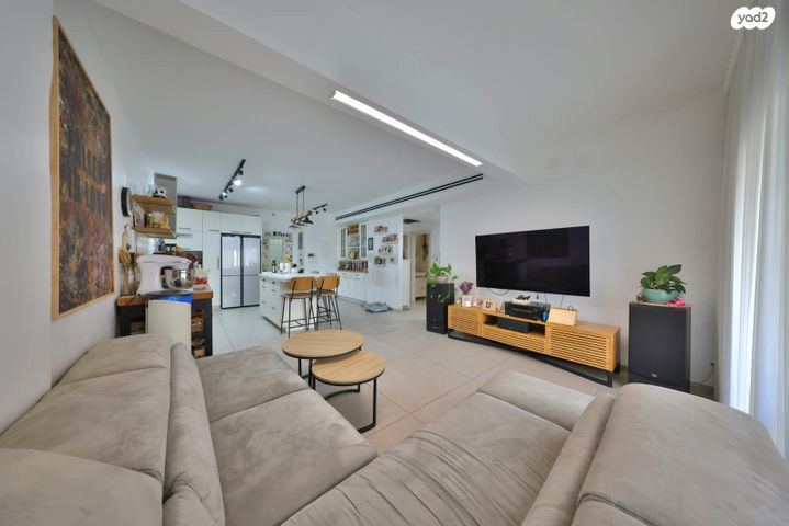 דירה, א.ד. גורדון, מוצקין הותיקה, קרית מוצקין