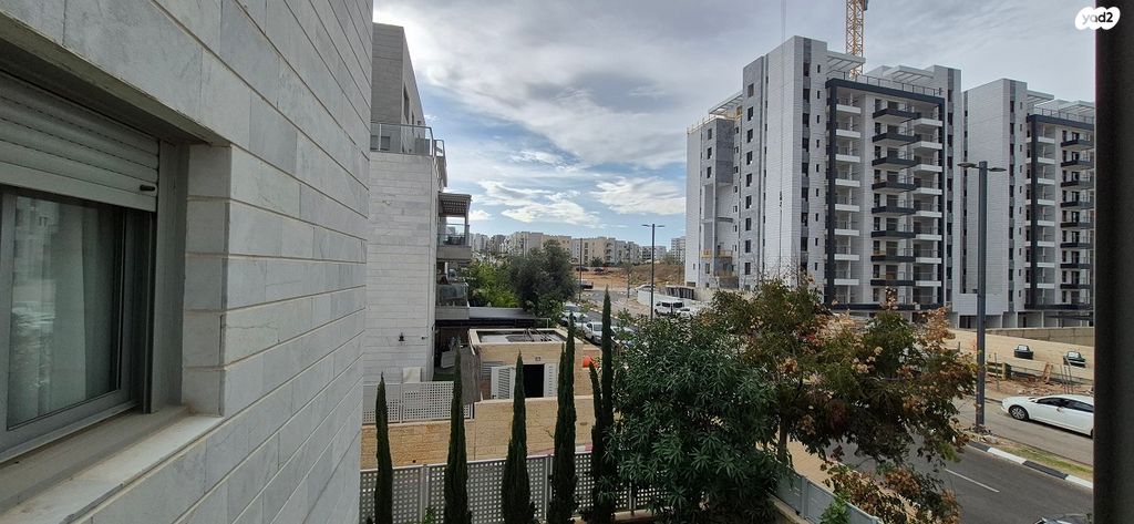 דירה, אליהו הנביא 15, ראש העין