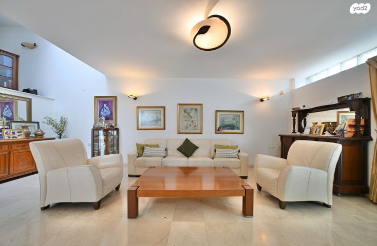 בית פרטי/ קוטג', הפרח, שיכוני המזרח, ראשון לציון