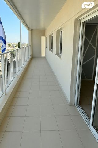 דירה, היובל, אור עקיבא