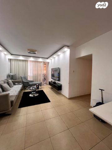 דירה, נחל ירמוך, רובע י"א, אשדוד