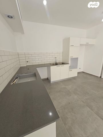 דירה, קרית ויצמן, רעננה