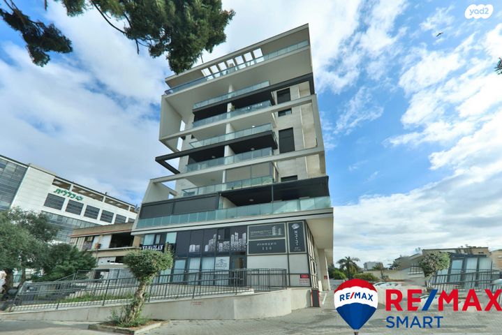 גג/ פנטהאוז, העצמאות, מרכז העיר, קרית אתא