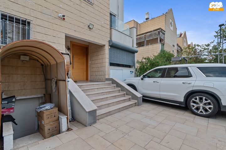 דו משפחתי, קרית גנים, ראשון לציון