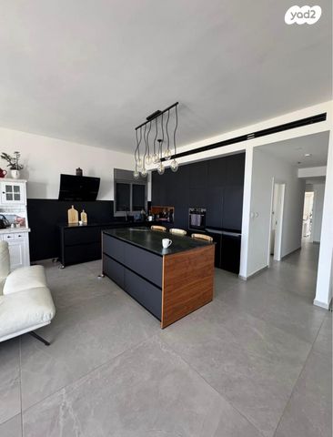 גג/ פנטהאוז, שדרות הציונות, ברנע, אשקלון