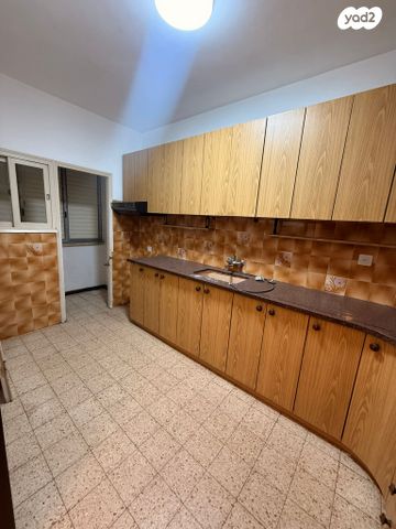 דירה, אליהו קראוזה, רסקו א', חולון